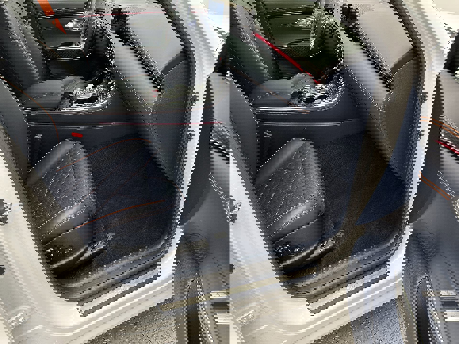 Certified 2026 Genesis GV70 3.5T Sport Prestige image 25