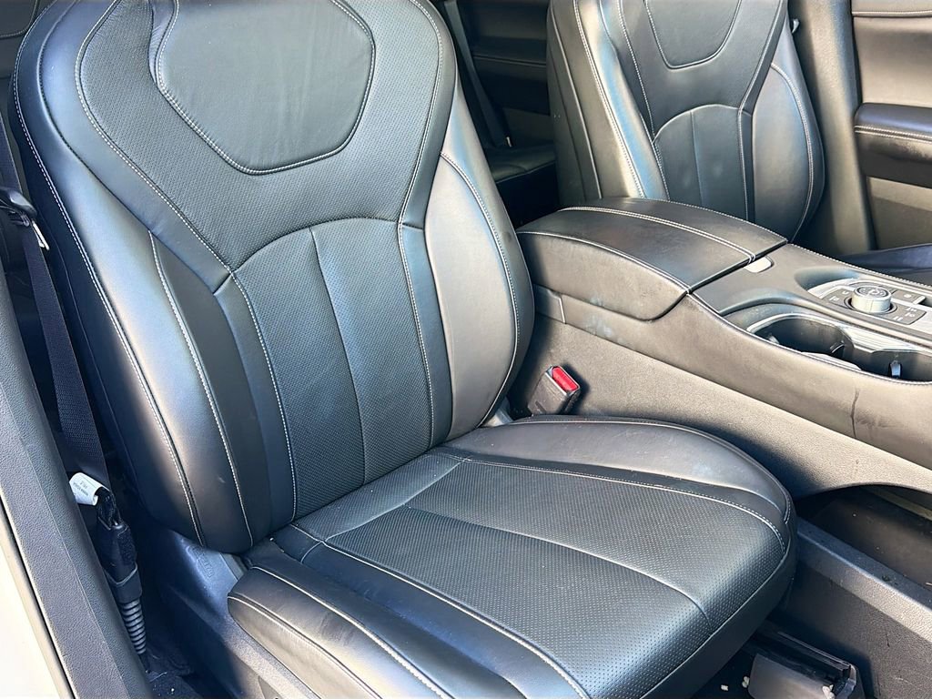 Used 2022 INFINITI QX60 Luxe w/ Performance Audio Package image 17