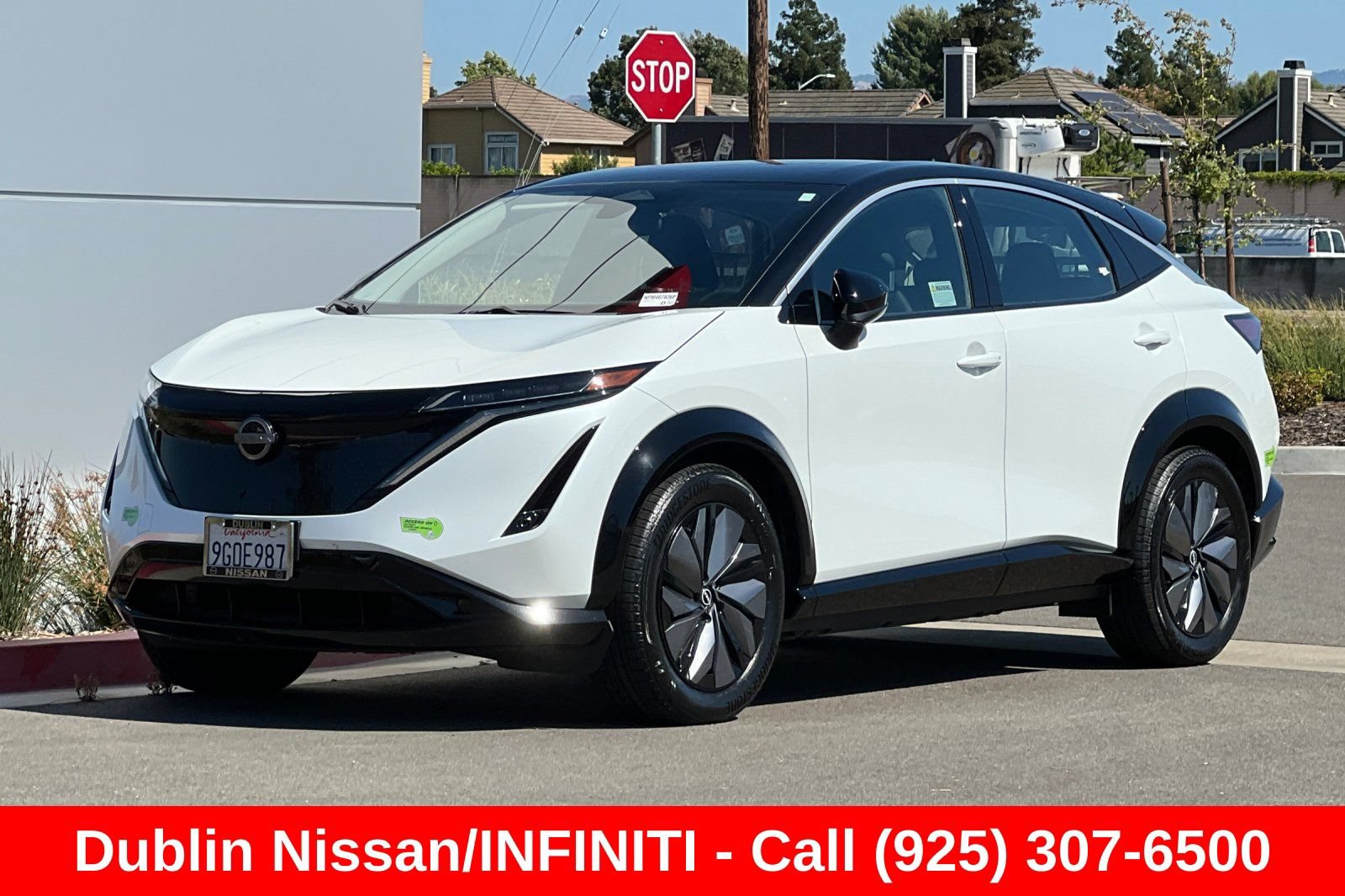 Used 2023 Nissan Ariya FWD image 8