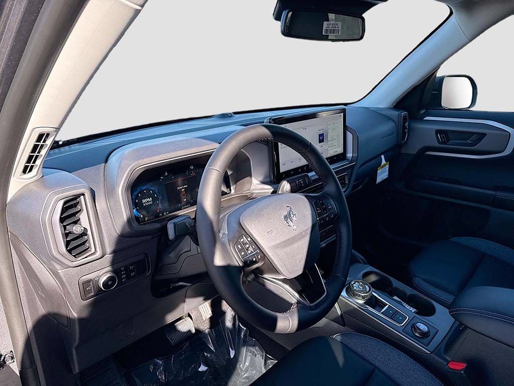 New 2025 Ford Bronco Sport Outer Banks w/ Outer Banks Tech Package+ AWD/4WD image 21