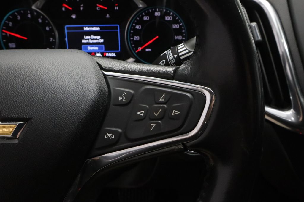 Used 2021 Chevrolet Equinox LT image 29