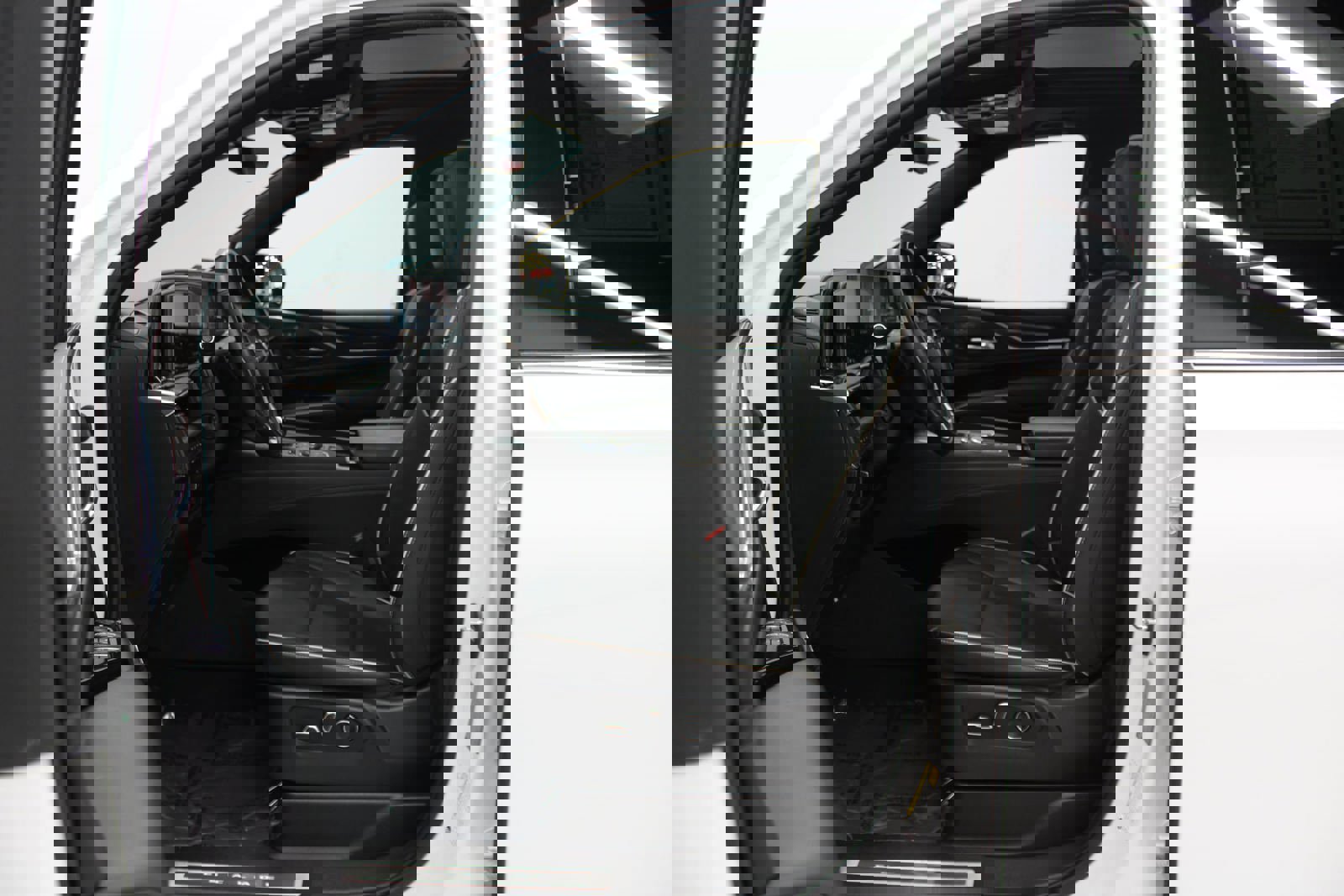 Used 2021 Cadillac Escalade Premium Luxury w/ Driver Assist Tech Package image 19