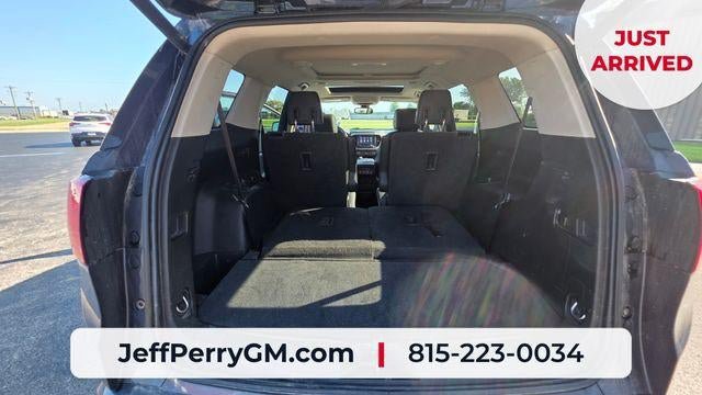 Used 2019 GMC Acadia Denali w/ Technology Package AWD/4WD image 17