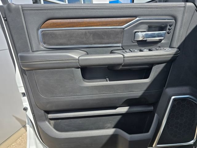 Used 2024 RAM 2500 Laramie AWD/4WD image 23