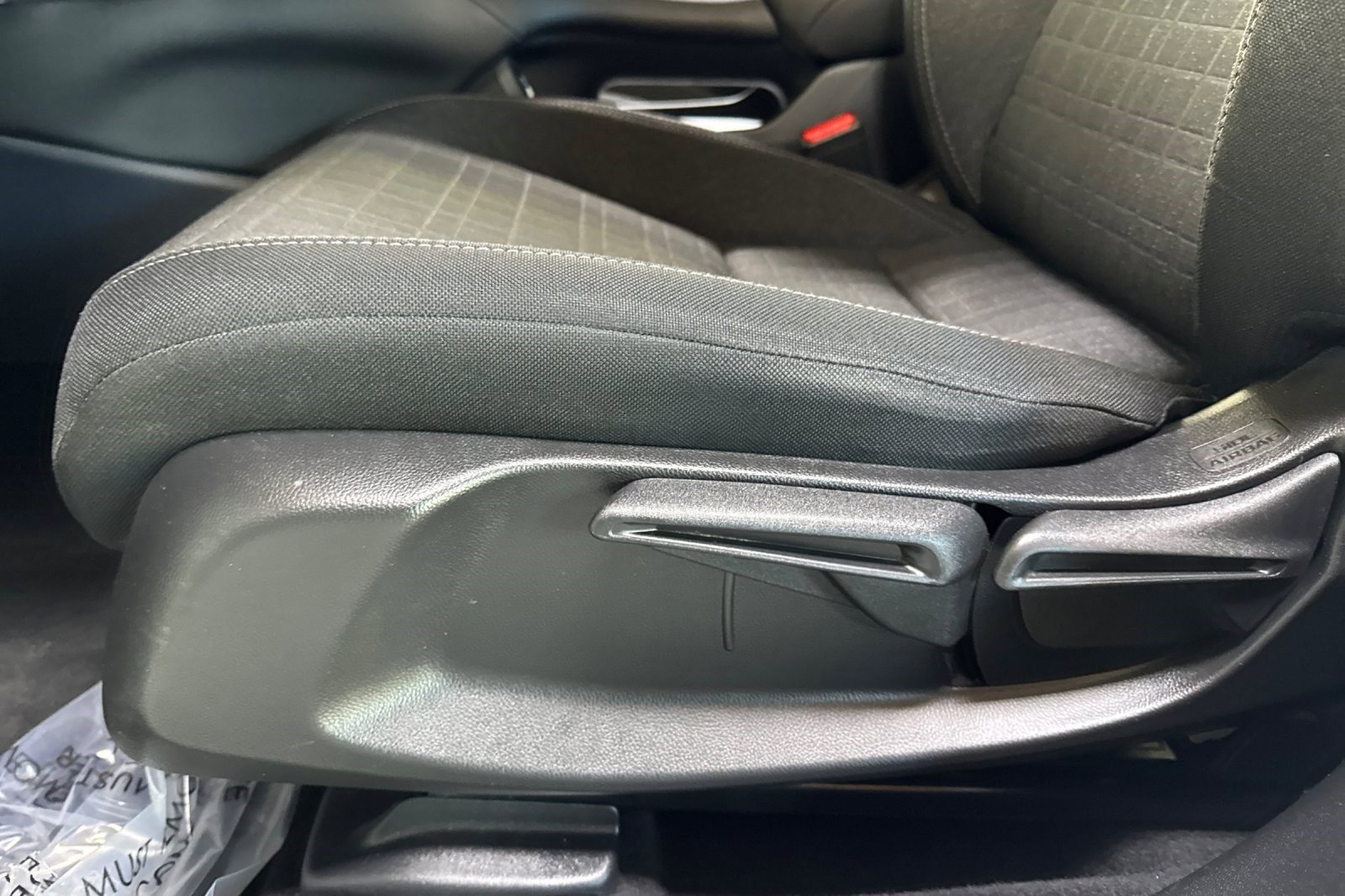 Certified 2023 Honda HR-V LX image 15