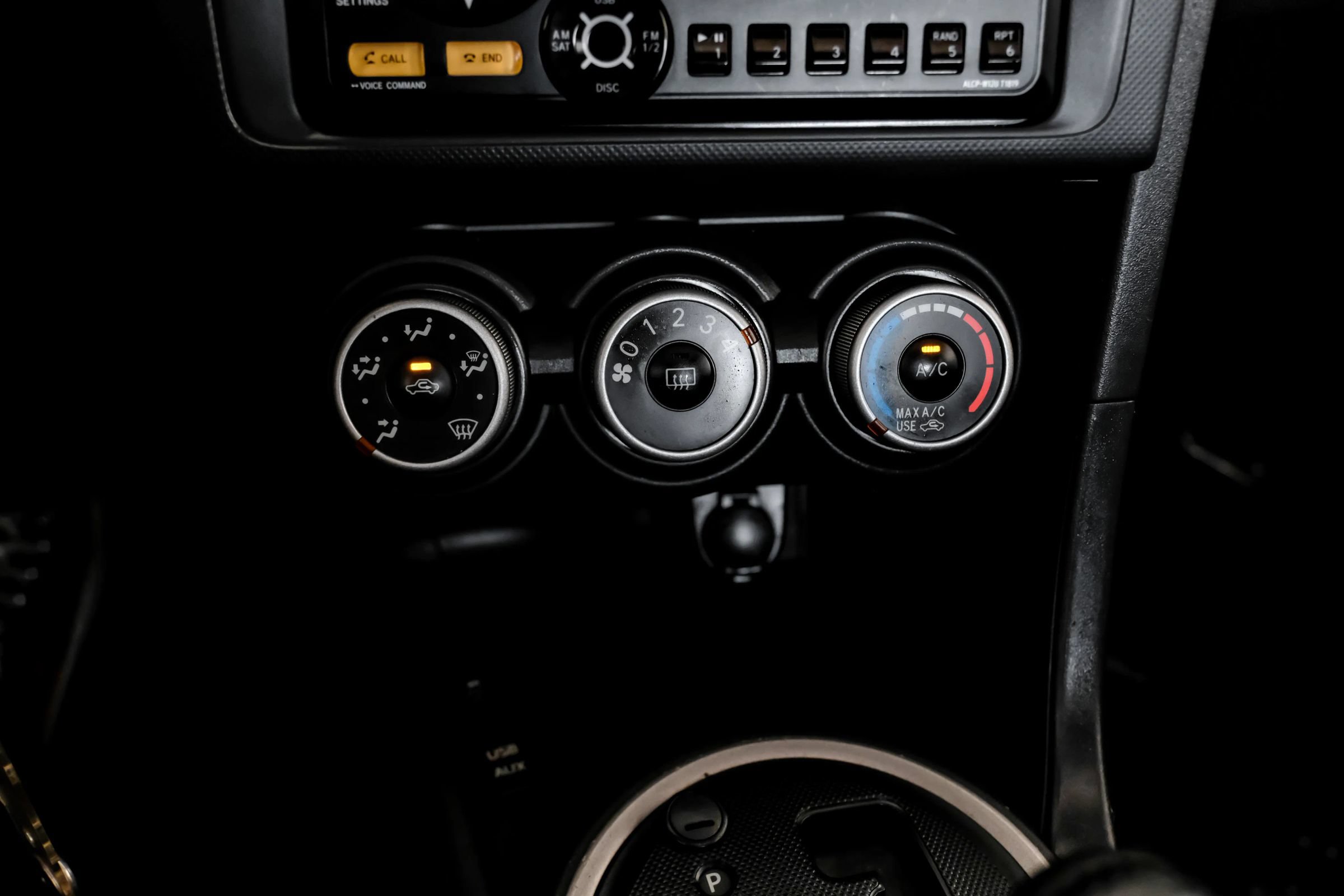 Used 2012 Scion tC FWD image 17