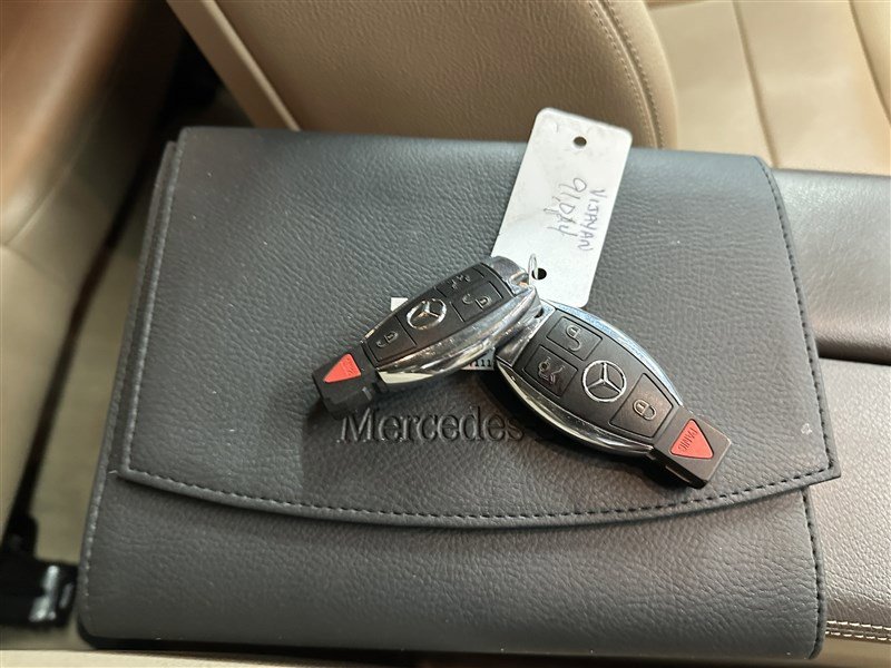 Used 2015 Mercedes-Benz ML 250 BlueTEC 4MATIC image 11