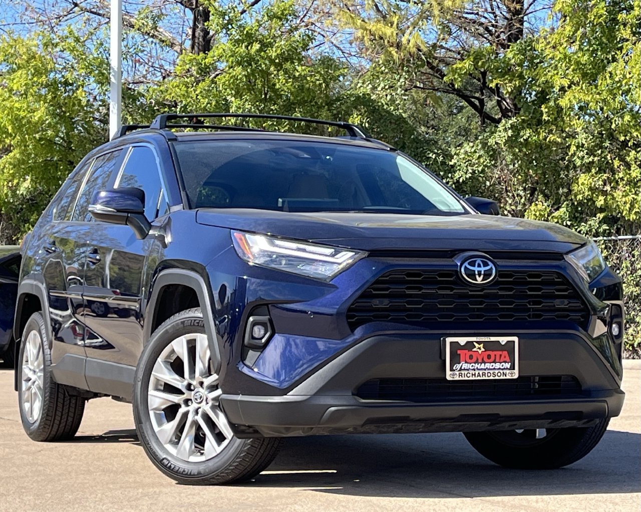 Used 2025 Toyota RAV4 XLE Premium w/ Weather Package FWD image 2
