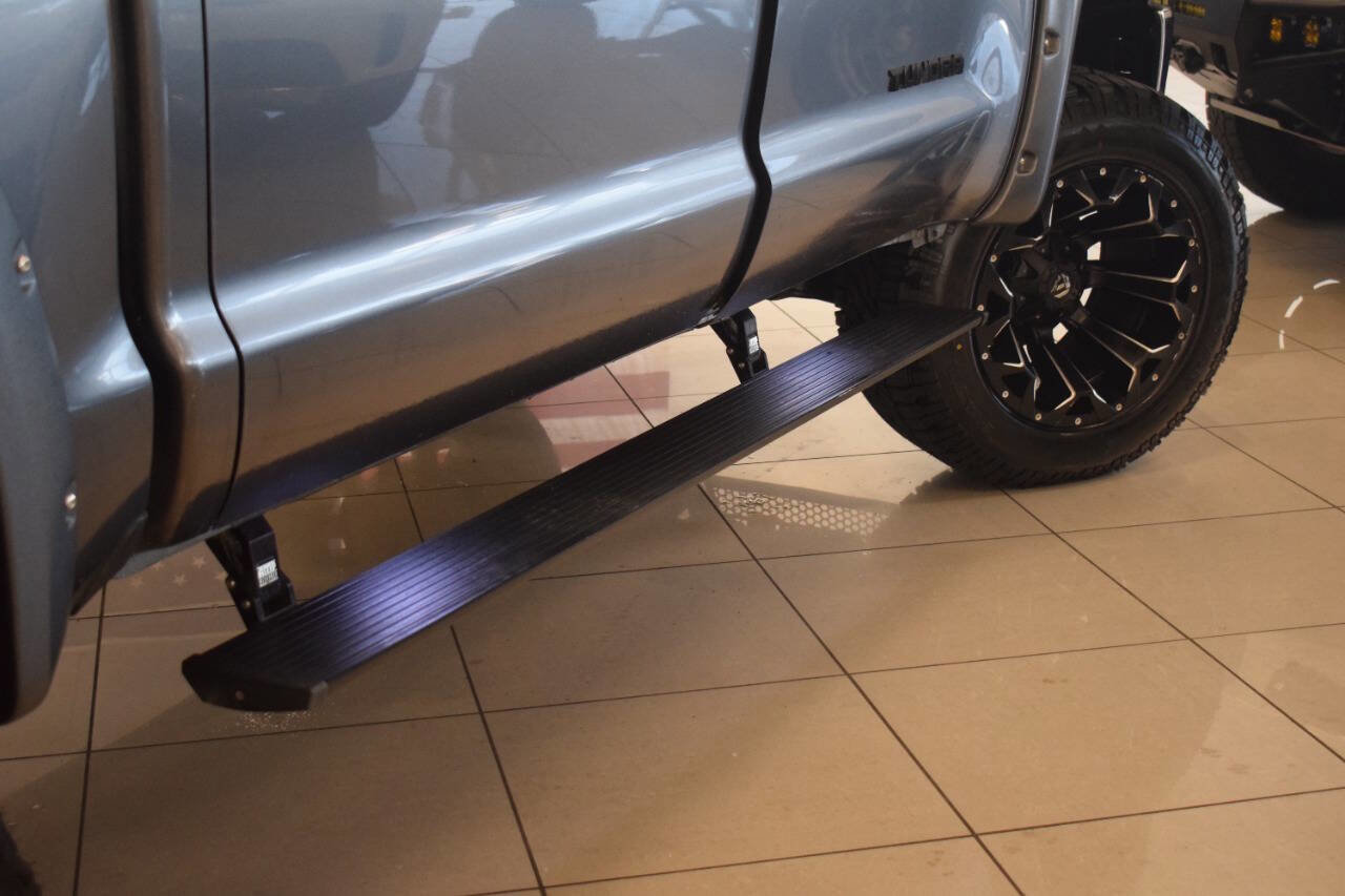 Used 2016 Toyota Tundra SR5 w/ TRD Off Road Package AWD/4WD image 45