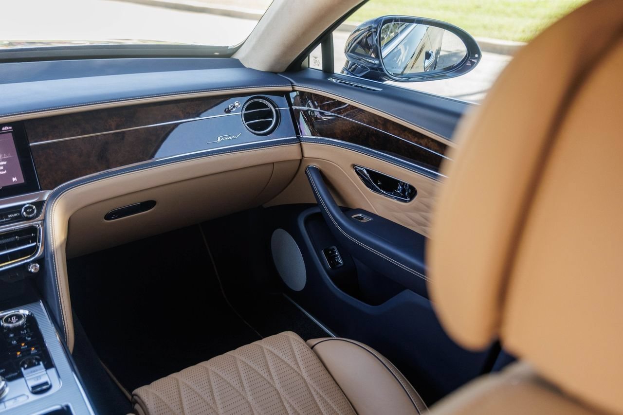 Certified 2023 Bentley Flying Spur W12 AWD/4WD image 56