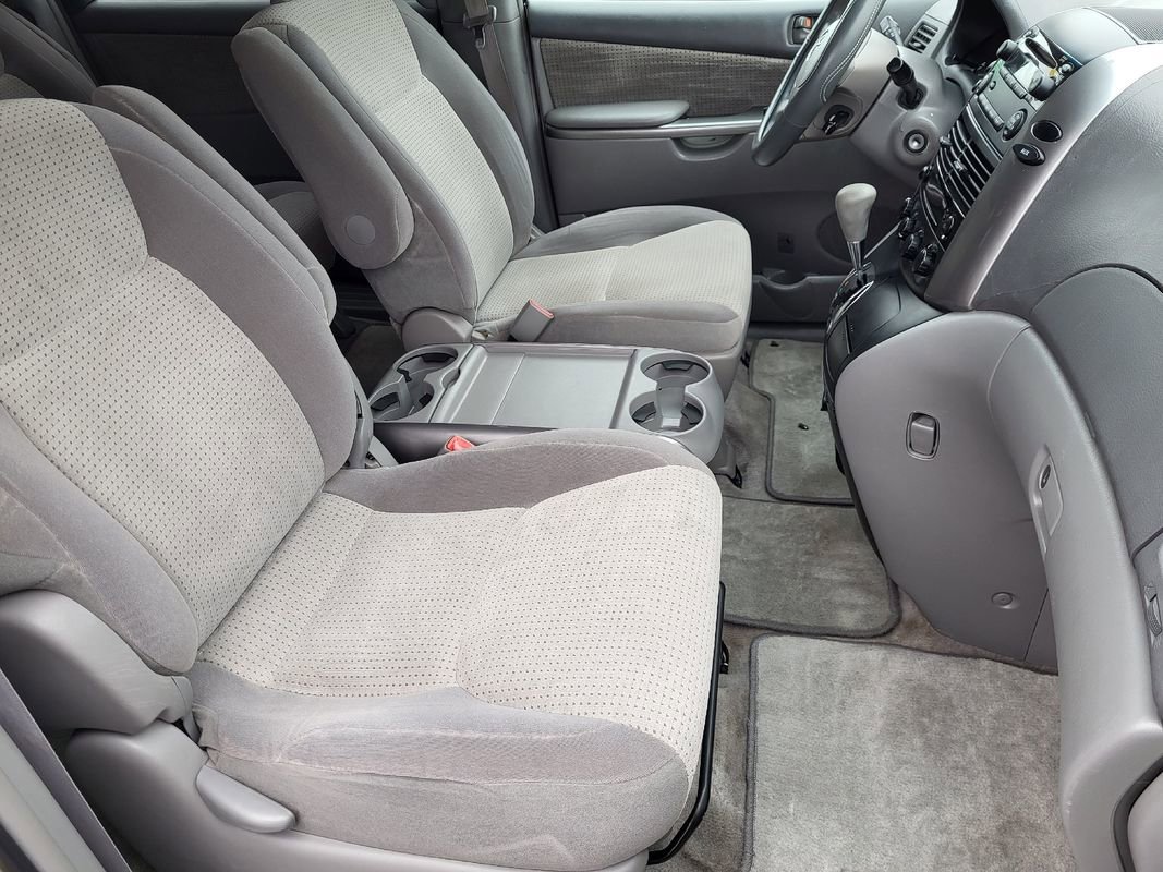Used 2008 Toyota Sienna LE FWD image 17