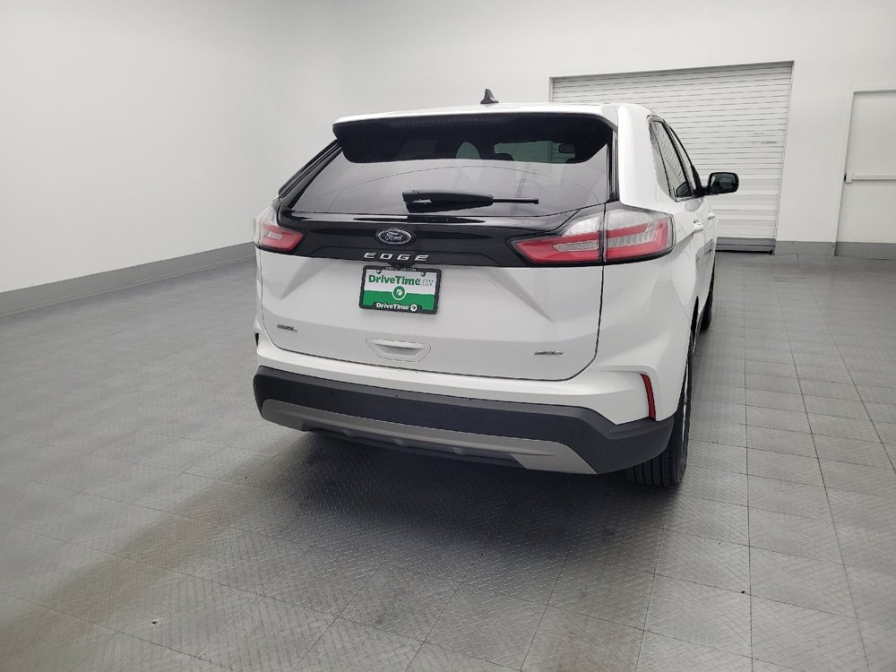 Used 2024 Ford Edge SEL image 7