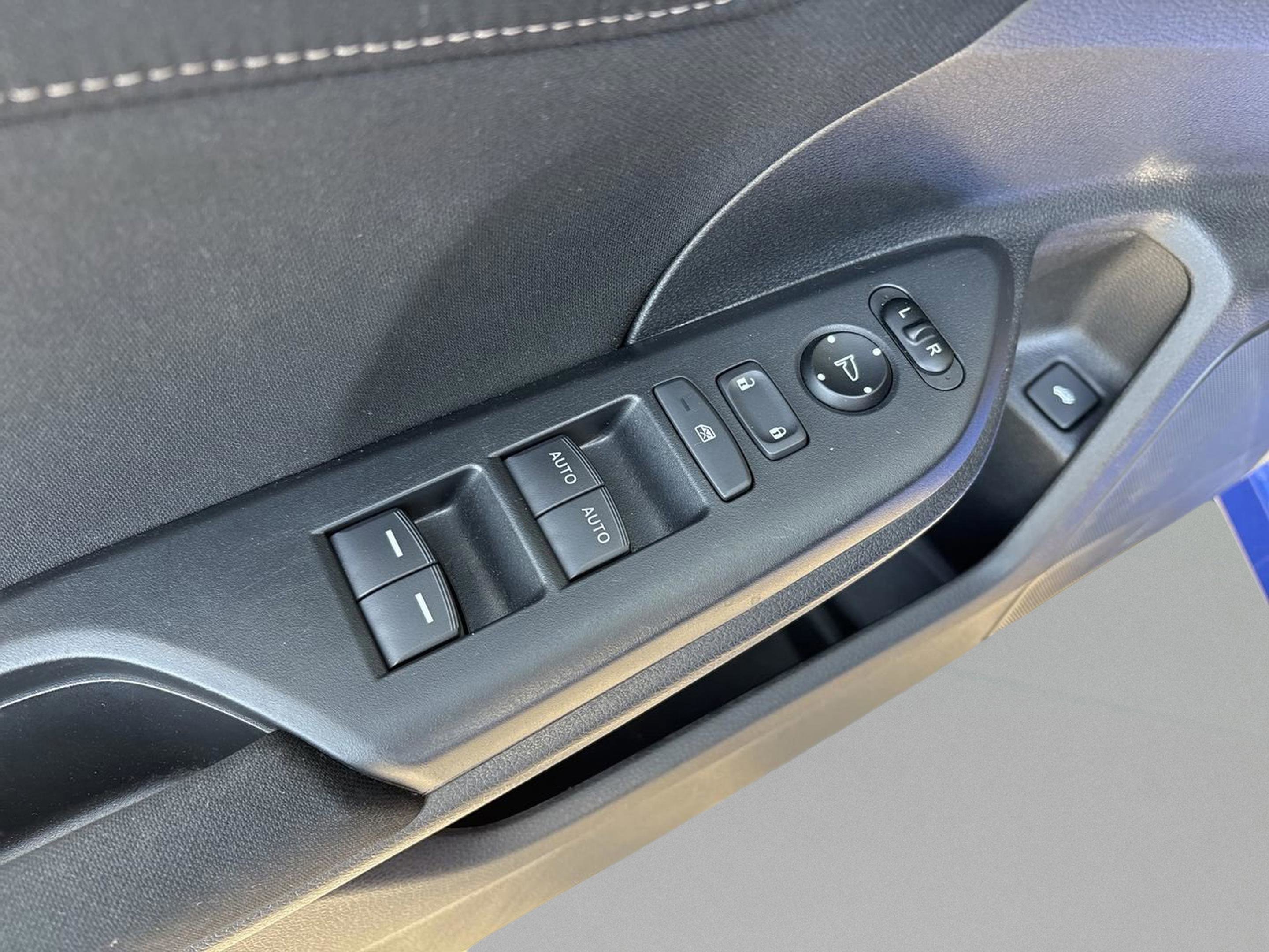Used 2020 Honda Civic EX image 17
