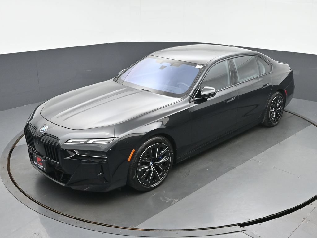 Used 2023 BMW i7 xDrive60 AWD/4WD image 36