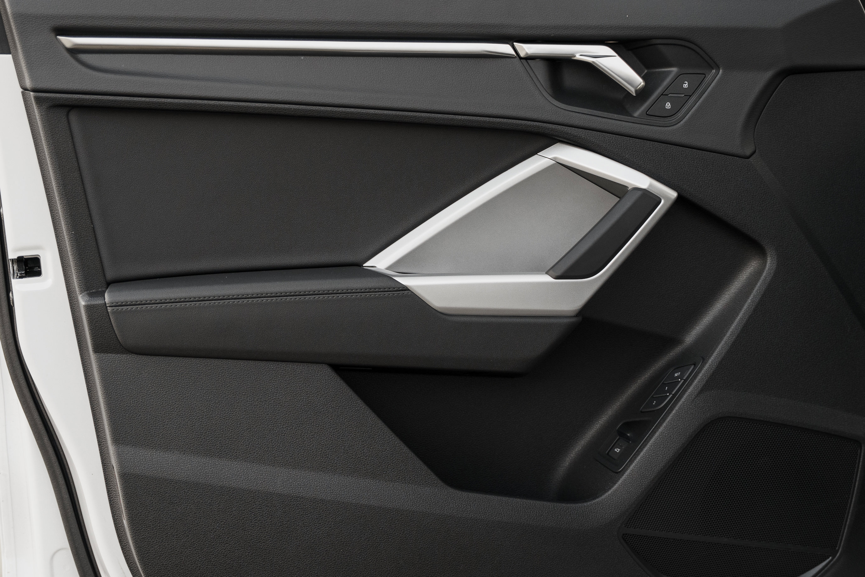 Certified 2025 Audi Q3 2.0T Premium w/ Convenience Package image 21