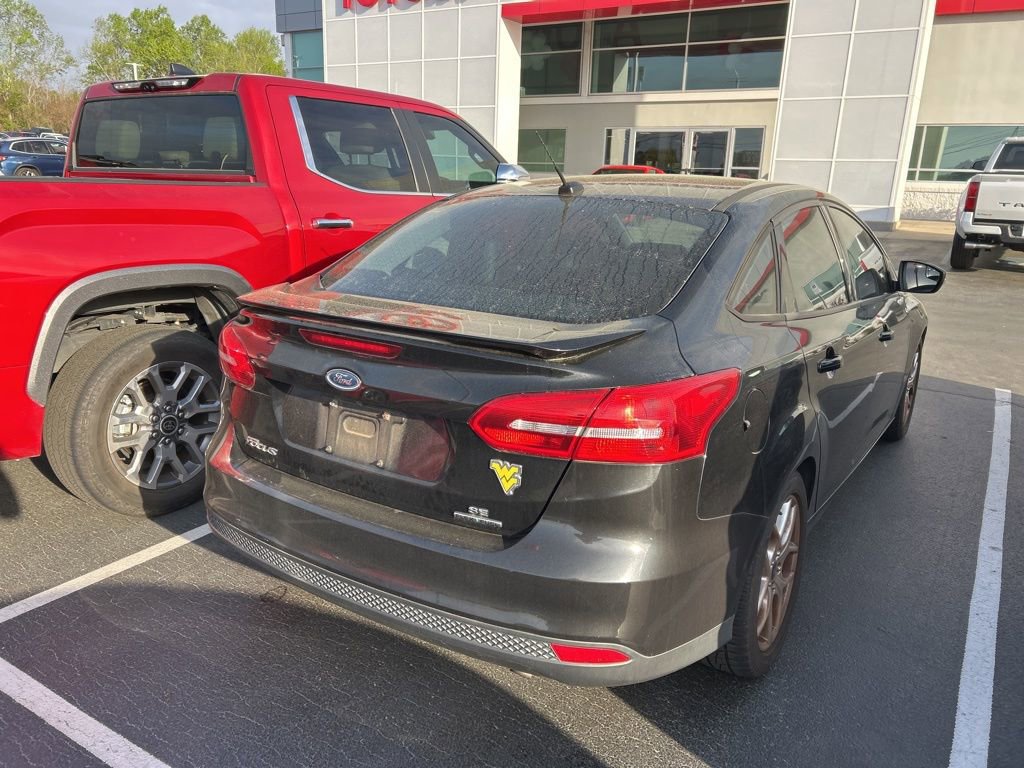 Used 2015 Ford Focus SE w/ Equipment Group 201A image 6