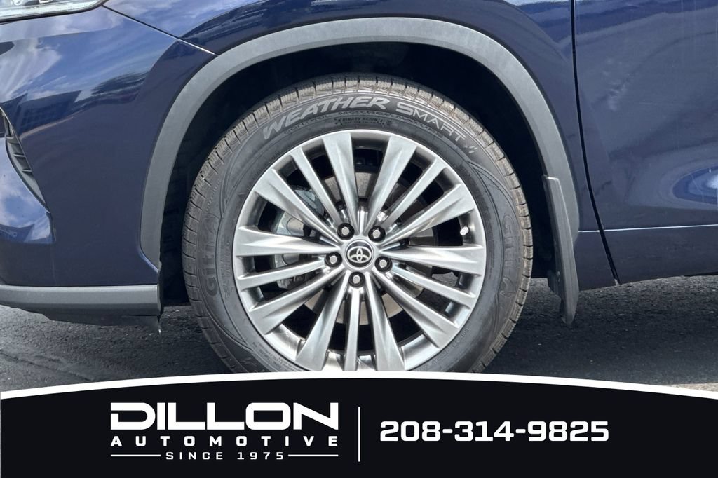 Used 2020 Toyota Highlander Platinum AWD/4WD image 32
