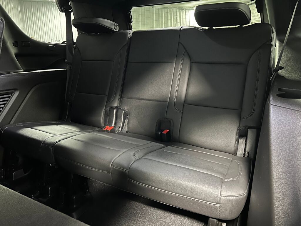 Used 2022 Chevrolet Tahoe LT w/ Luxury Package image 7