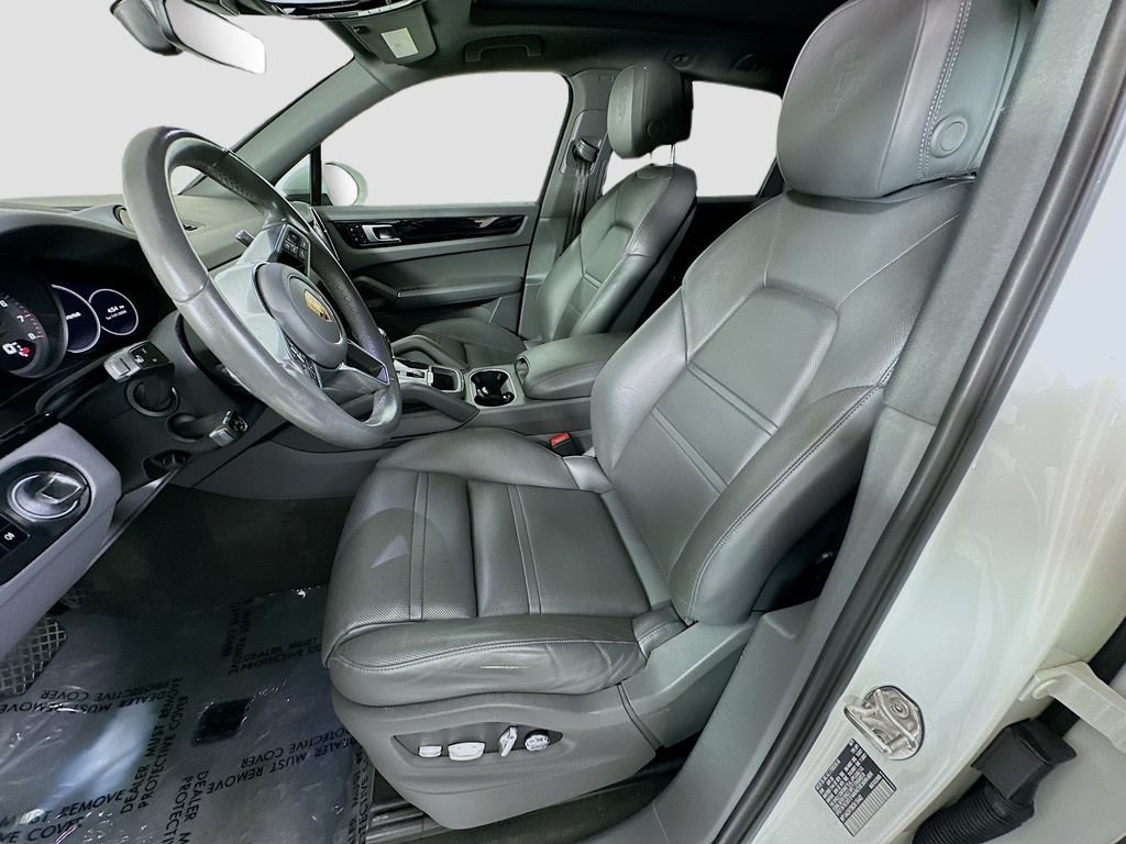 Used 2019 Porsche Cayenne AWD/4WD image 5