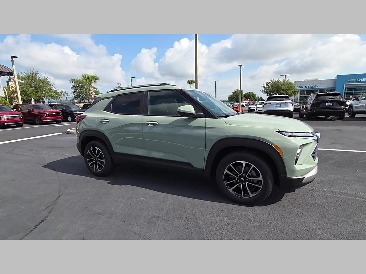 New 2026 Chevrolet TrailBlazer LT w/ Convenience Package FWD image 17