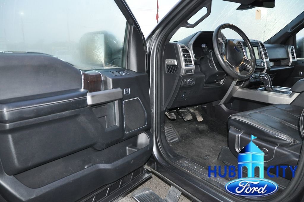 Used 2015 Ford F150 Platinum w/ Equipment Group 701A Luxury image 10