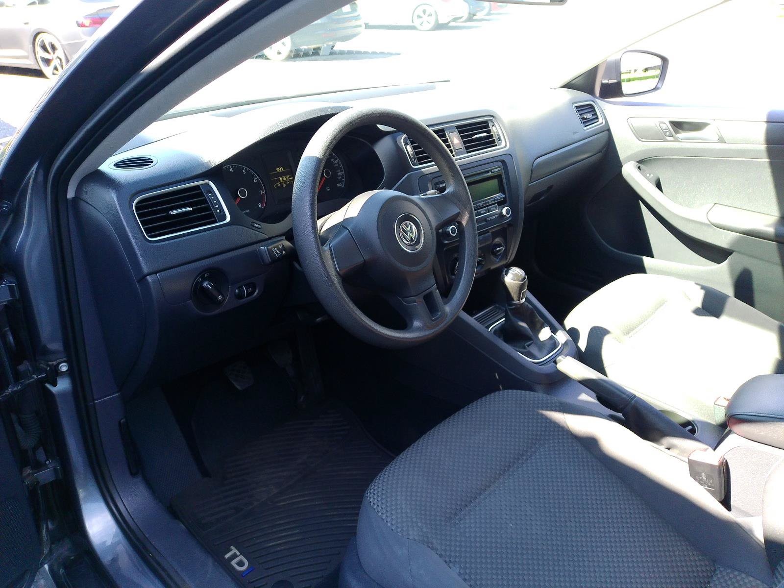 Used 2014 Volkswagen Jetta S FWD image 9