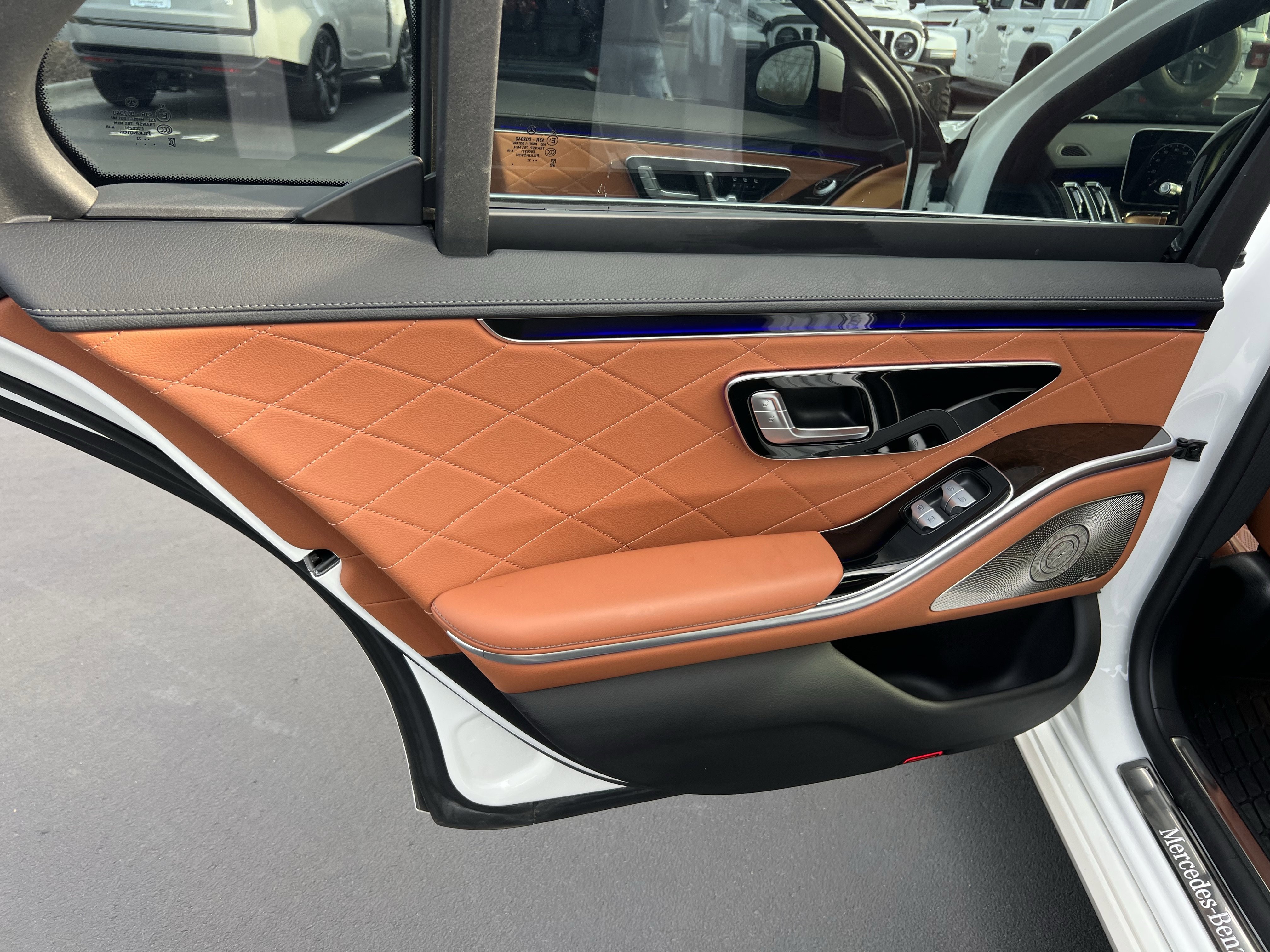 Used 2023 Mercedes-Benz S 580 S 580 image 31