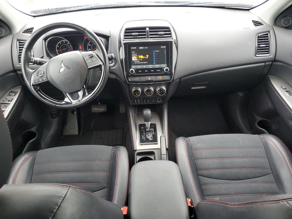 Used 2024 Mitsubishi Outlander Sport SE AWD/4WD image 17