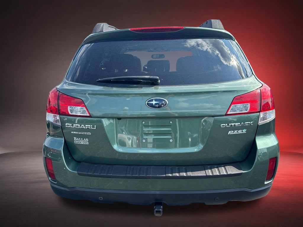 Used 2013 Subaru Outback 2.5i Premium AWD/4WD image 5