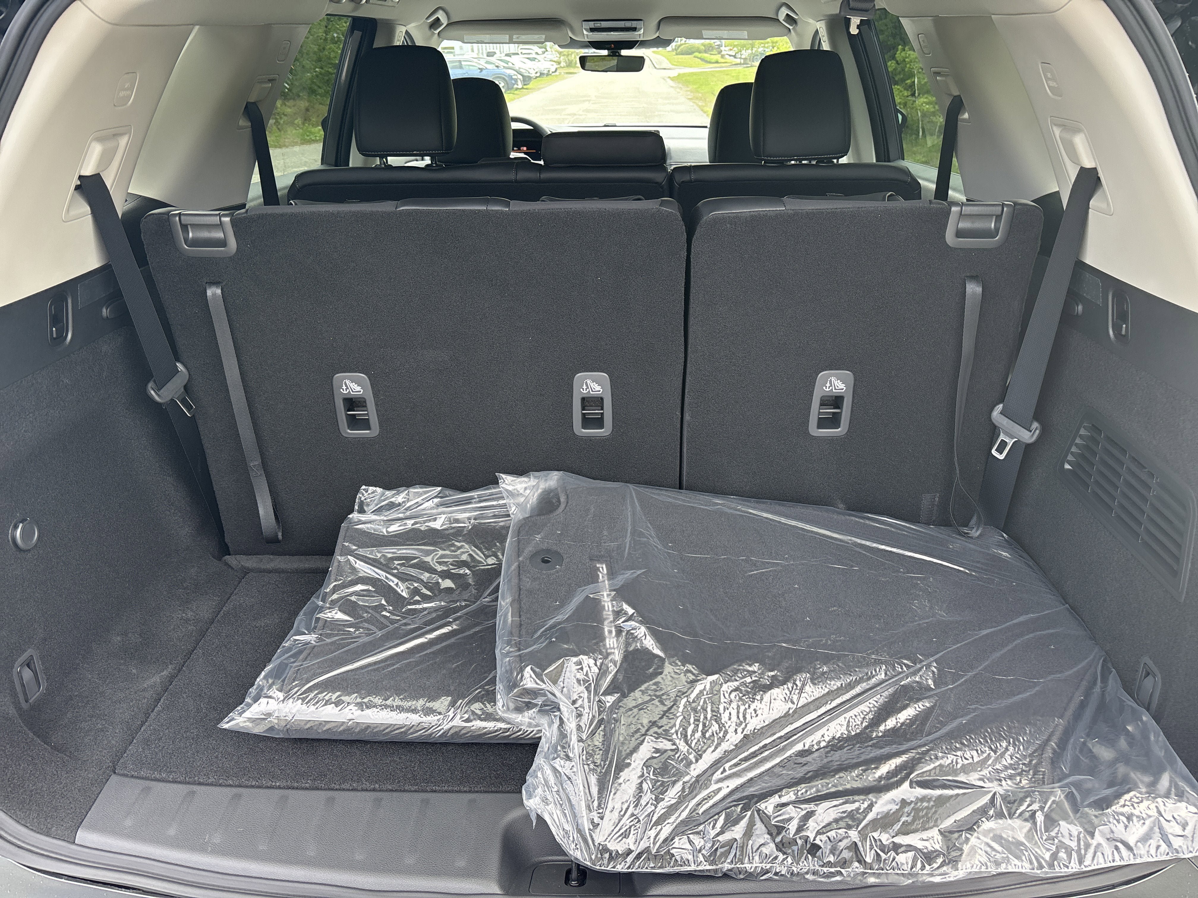 New 2026 Nissan Pathfinder SL AWD/4WD image 16