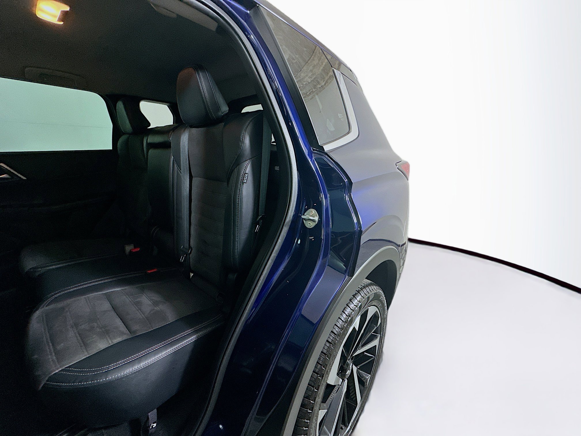 Used 2023 Mitsubishi Outlander SE FWD image 26