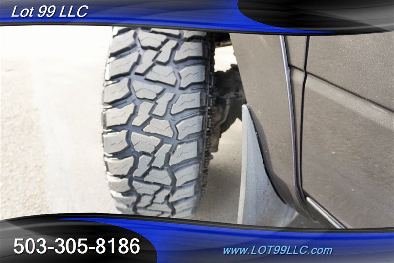 Used 2018 RAM 2500 Laramie w/ Sport Appearance Group AWD/4WD image 4
