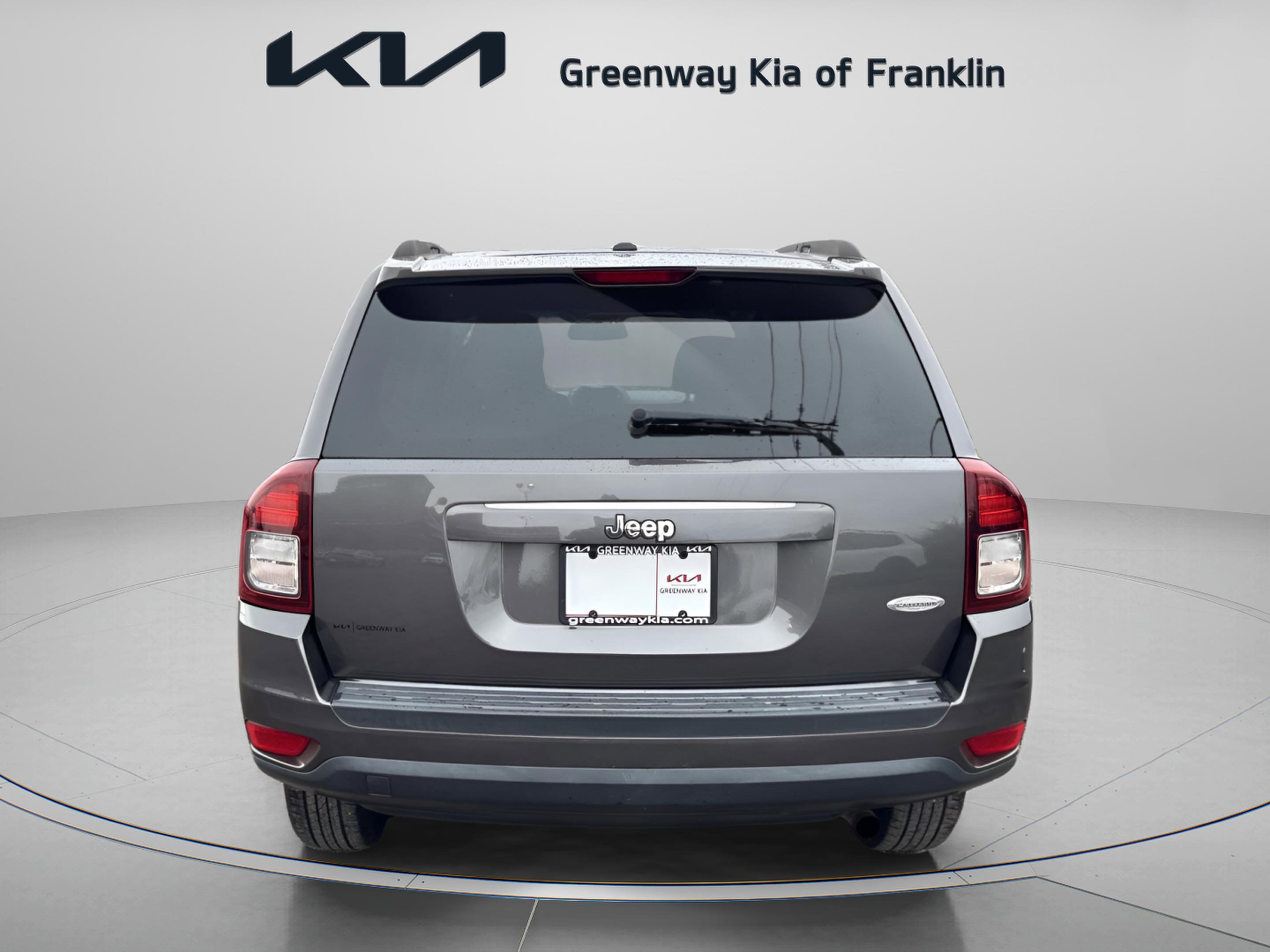 Used 2016 Jeep Compass Latitude image 6