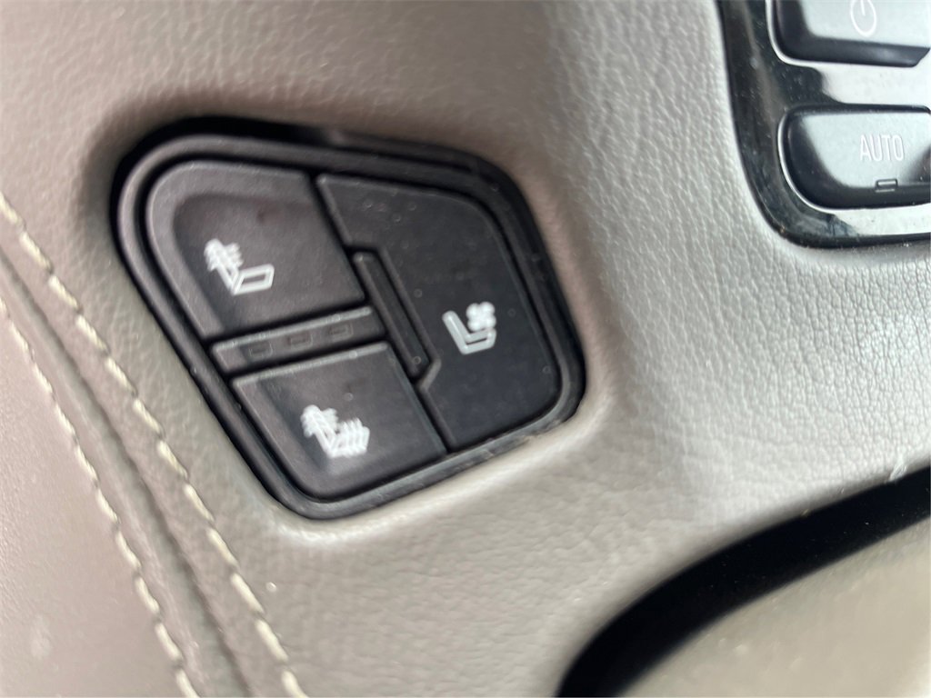 Used 2018 GMC Yukon Denali image 53