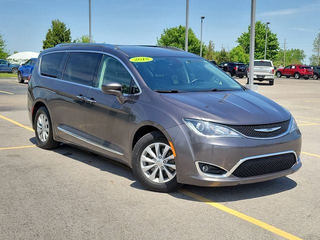 Used 2018 Chrysler Pacifica Touring-L Plus FWD image 29