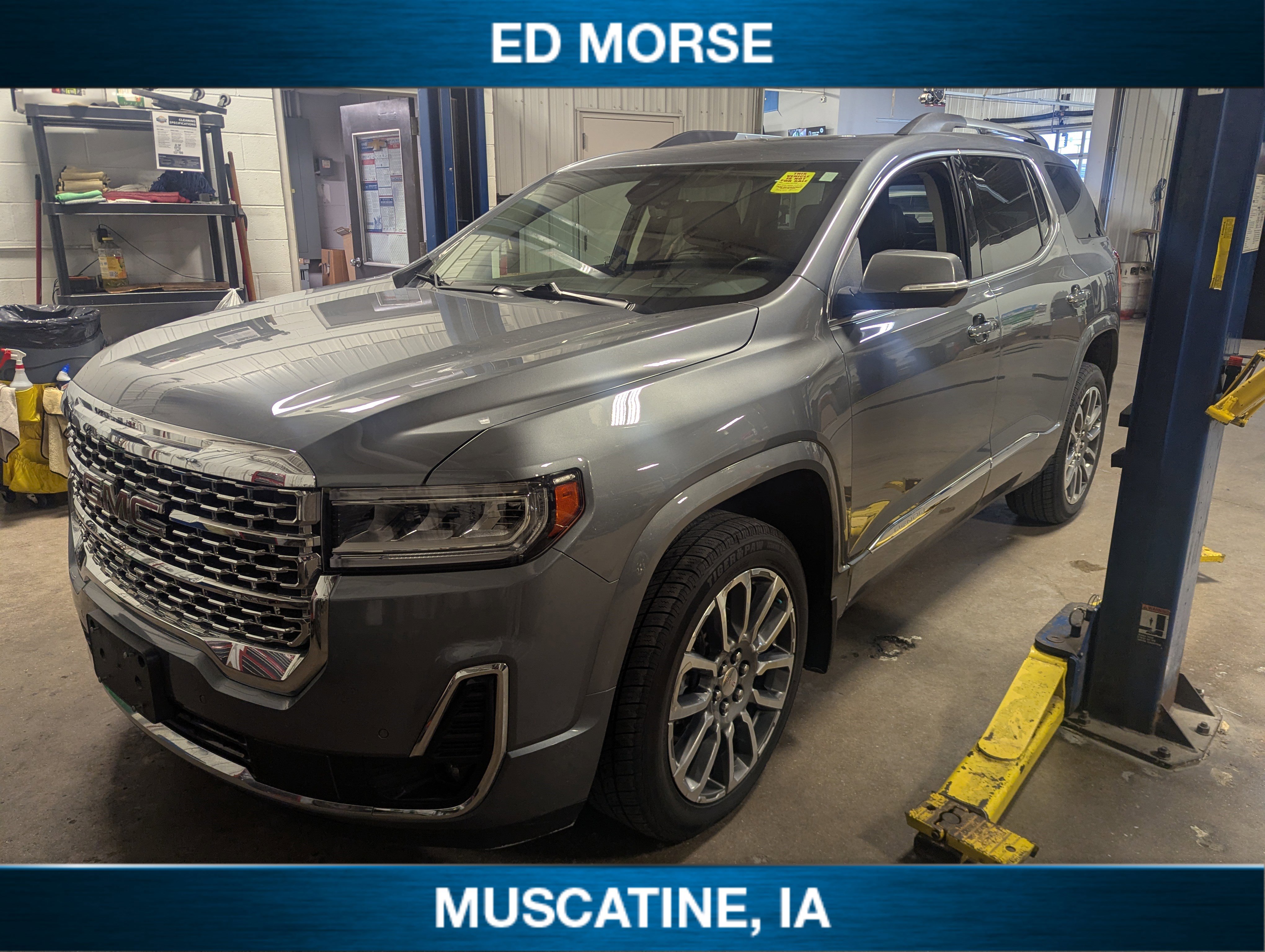 Certified 2021 GMC Acadia Denali w/ Denali Ultimate Package image 1