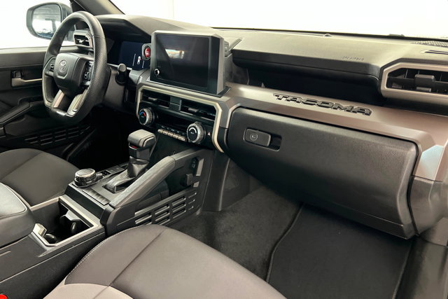 Used 2024 Toyota Tacoma TRD Sport image 23