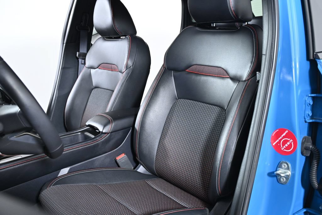 Certified 2025 Nissan Kicks SR AWD/4WD image 27