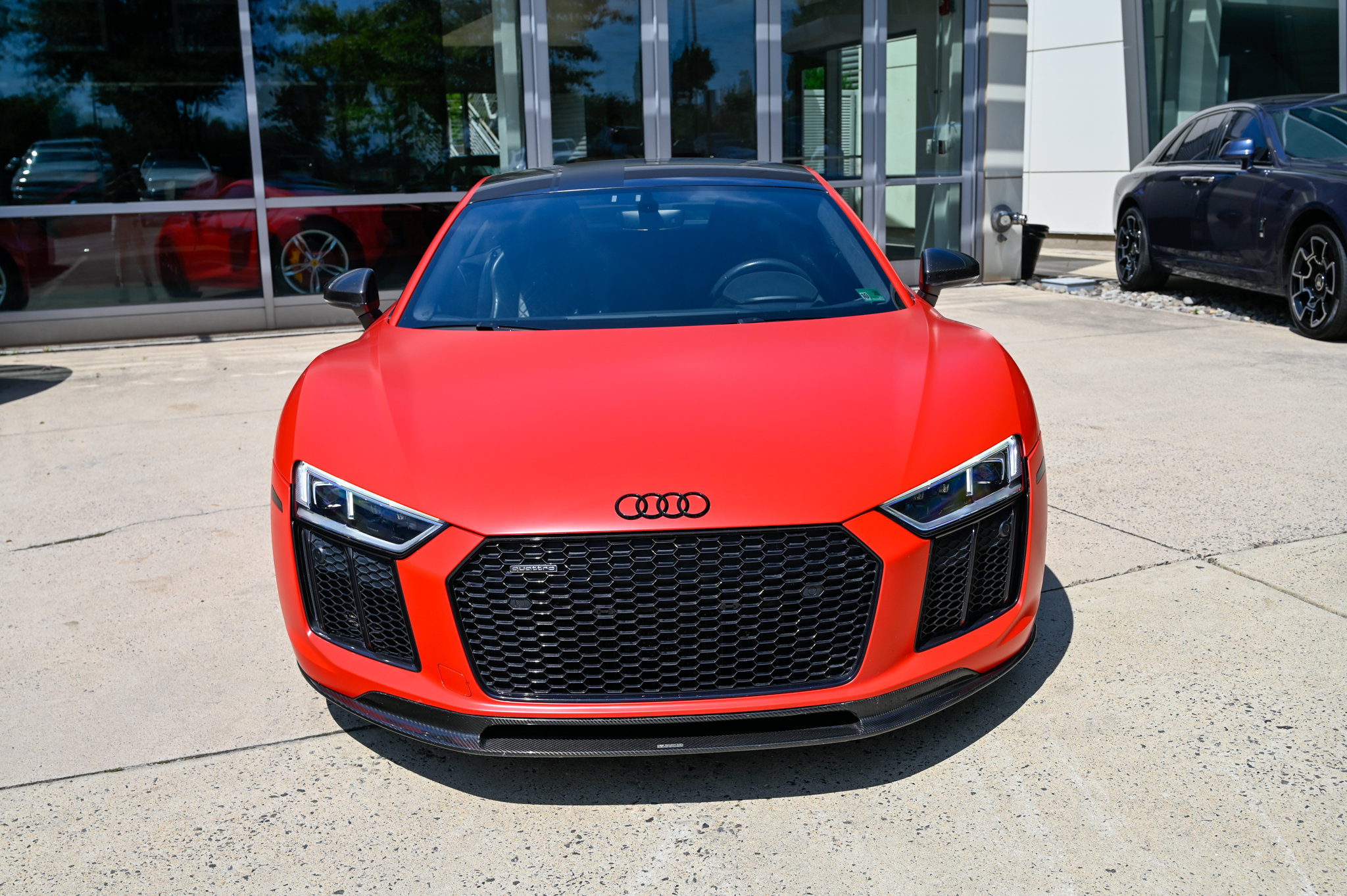 Used 2017 Audi R8 V10 plus AWD/4WD image 2
