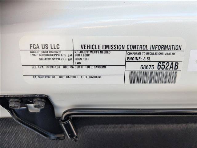 Used 2025 Jeep Wrangler Sport AWD/4WD image 21