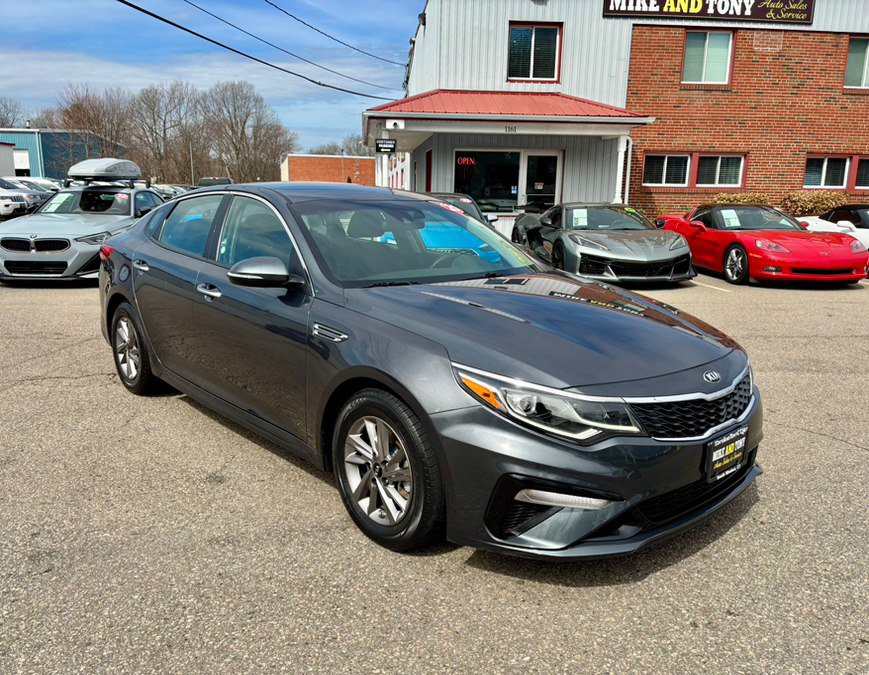 Used 2020 Kia Optima LX image 3