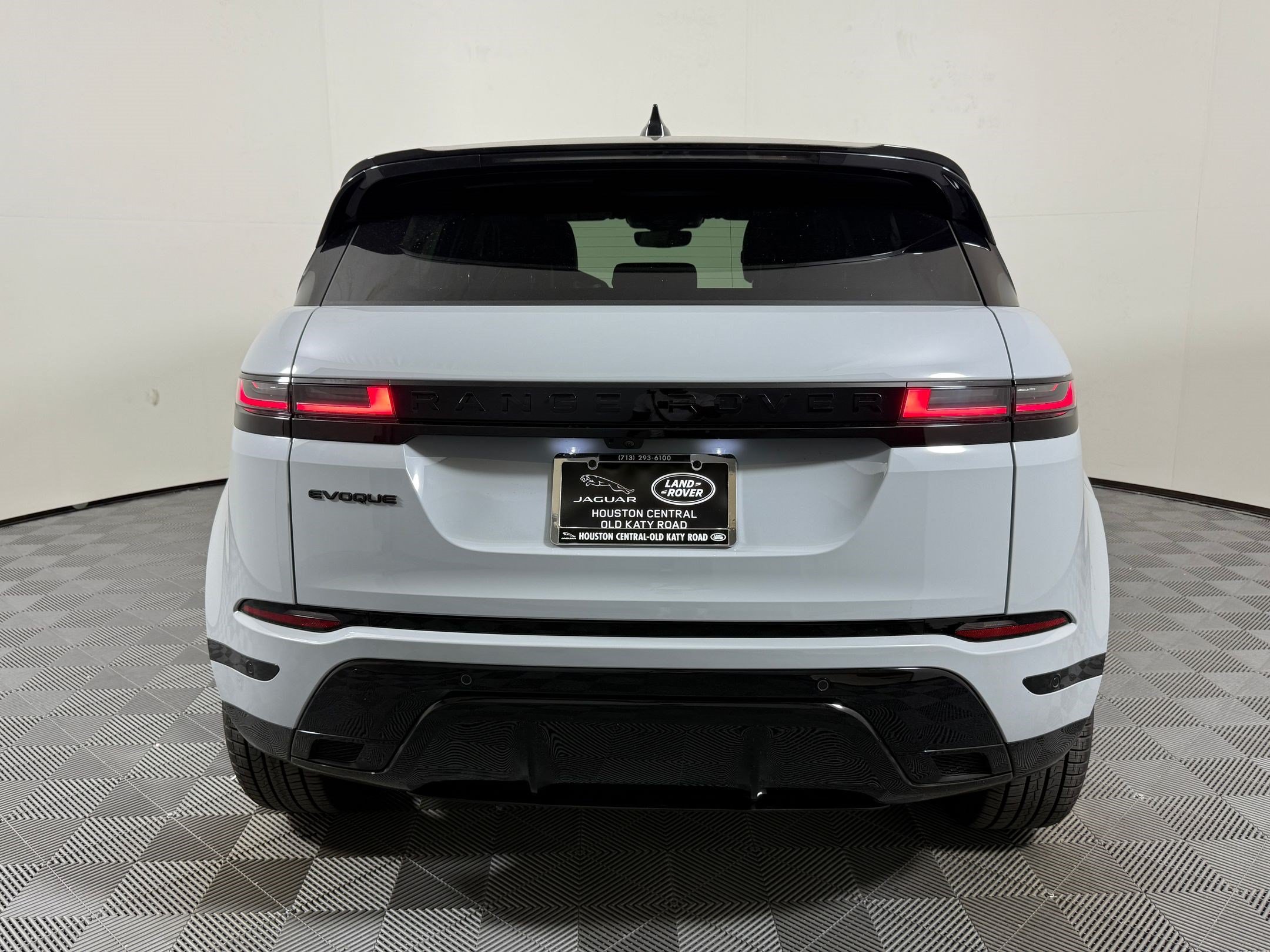 New 2026 Land Rover Range Rover Evoque Hoxton AWD/4WD image 10