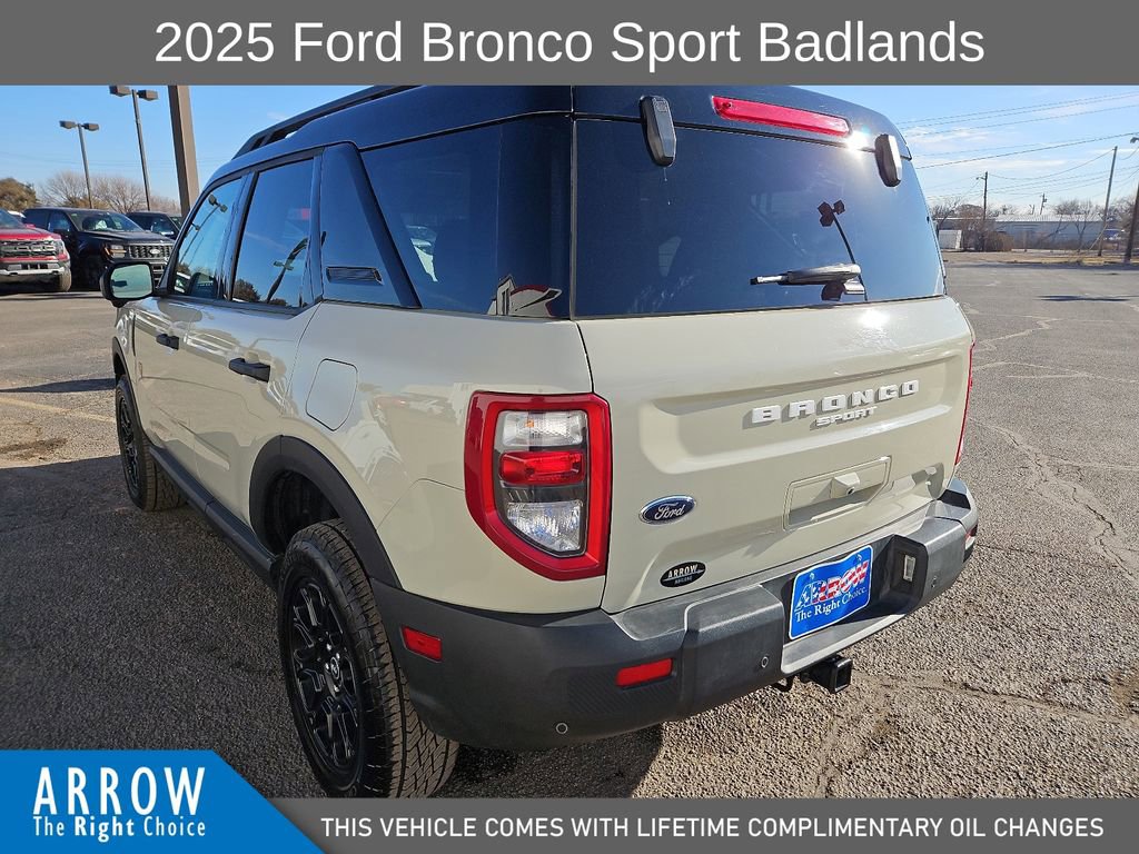 Used 2025 Ford Bronco Sport Badlands image 9