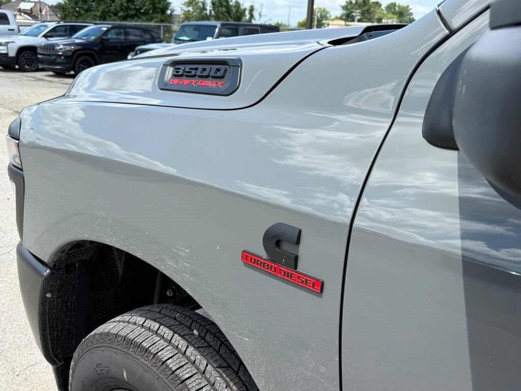 New 2026 RAM 3500 Tradesman AWD/4WD image 10