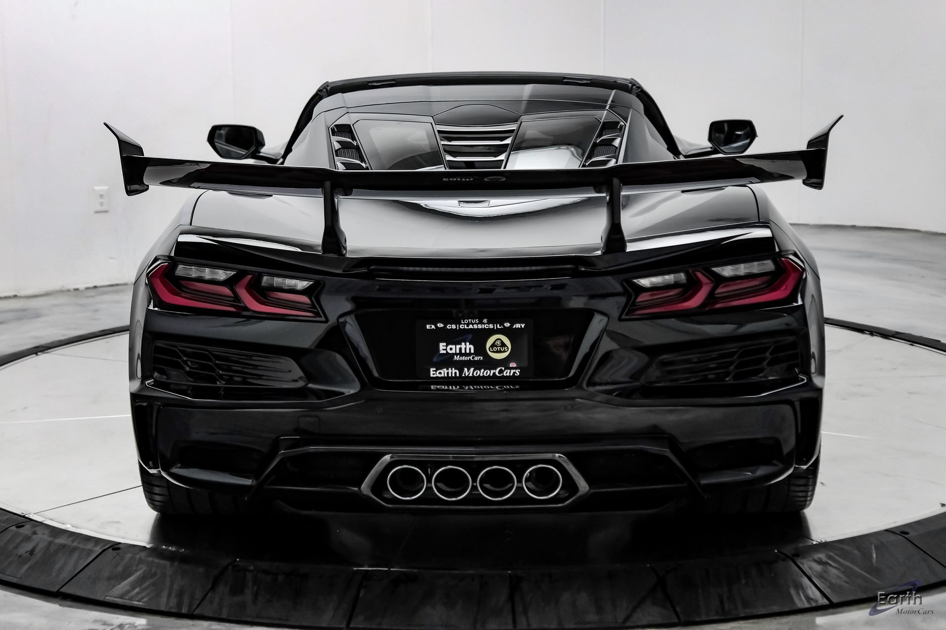 Used 2026 Chevrolet Corvette ZR1 w/ ZR1 Carbon Fiber Aero Package RWD image 17