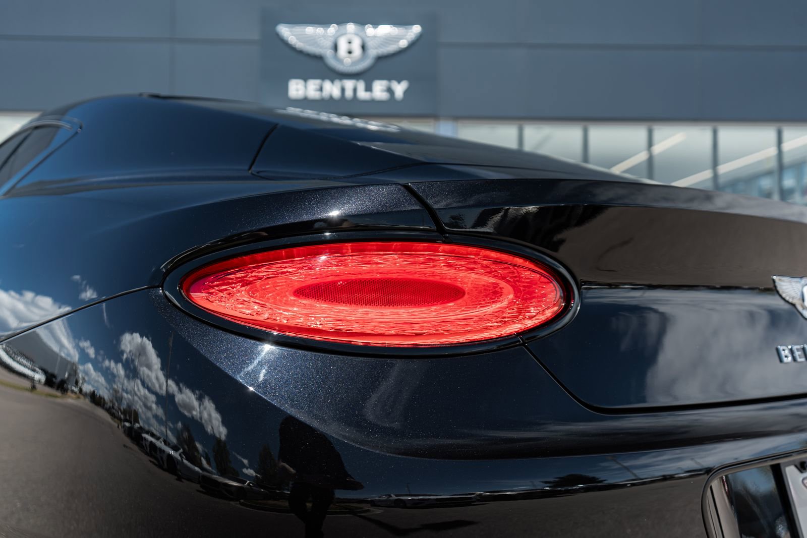 Used 2024 Bentley Continental GT Speed image 12