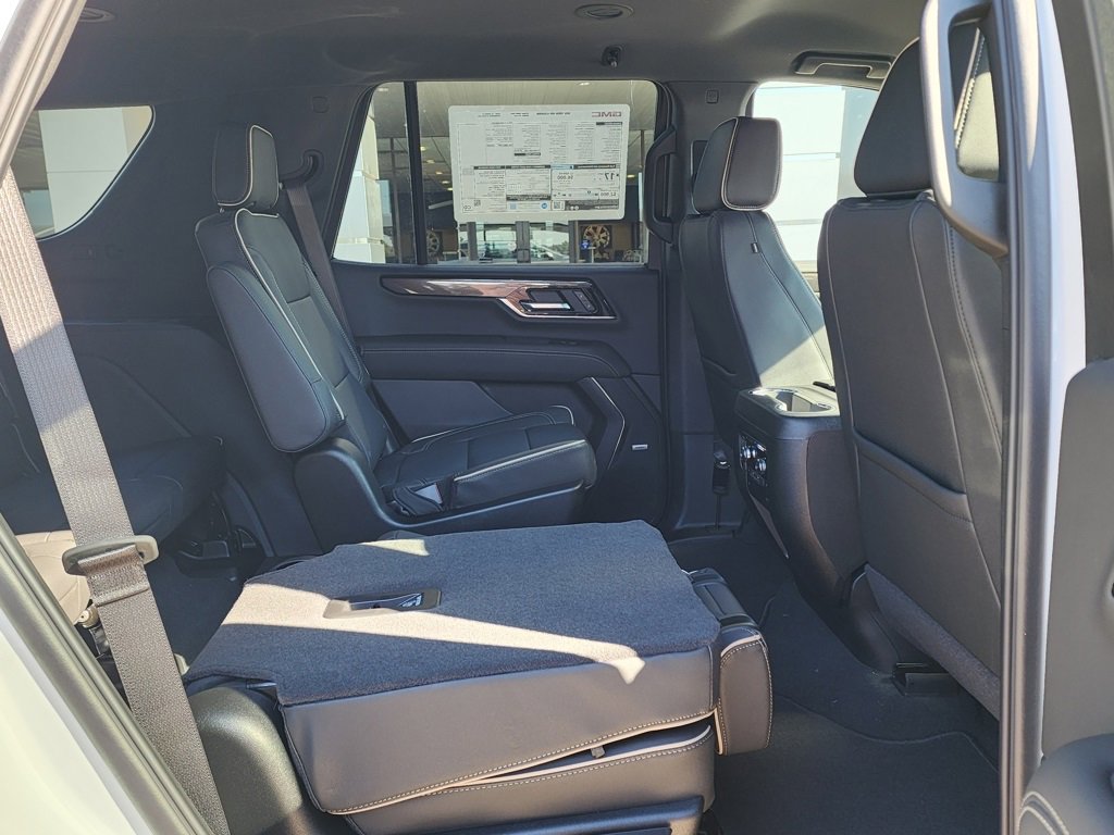 New 2026 GMC Yukon Elevation image 47