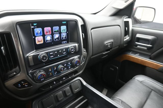 Used 2018 Chevrolet Silverado 1500 LTZ w/ Sport Package AWD/4WD image 29