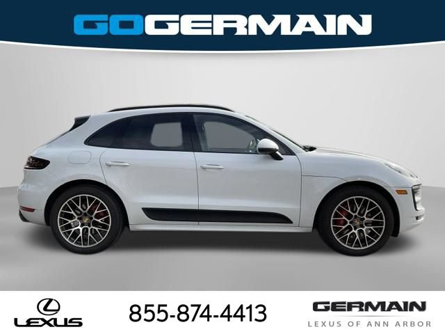 Used 2017 Porsche Macan GTS AWD/4WD image 9