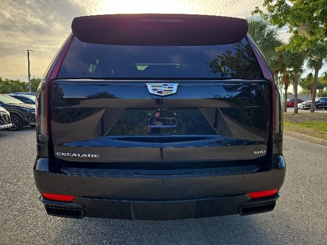 Used 2023 Cadillac Escalade ESV Sport w/ Touring Package AWD/4WD image 4
